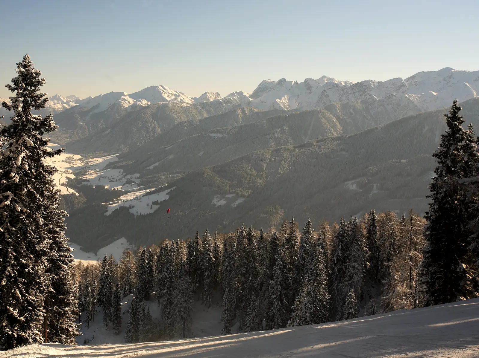 Verschneite Aussicht auf Sillian und den Thurntaler – Winterstimmung